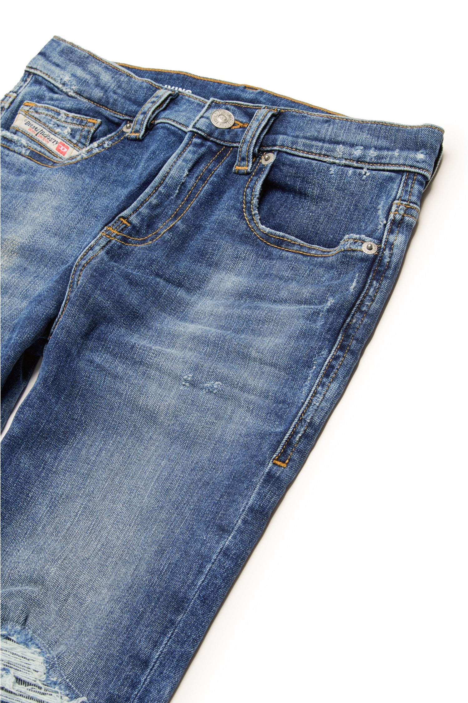 Jeans Straight Fit Vita Alta | Dettagli Vintage e Strappi Artigianali DIESEL l'aquilone